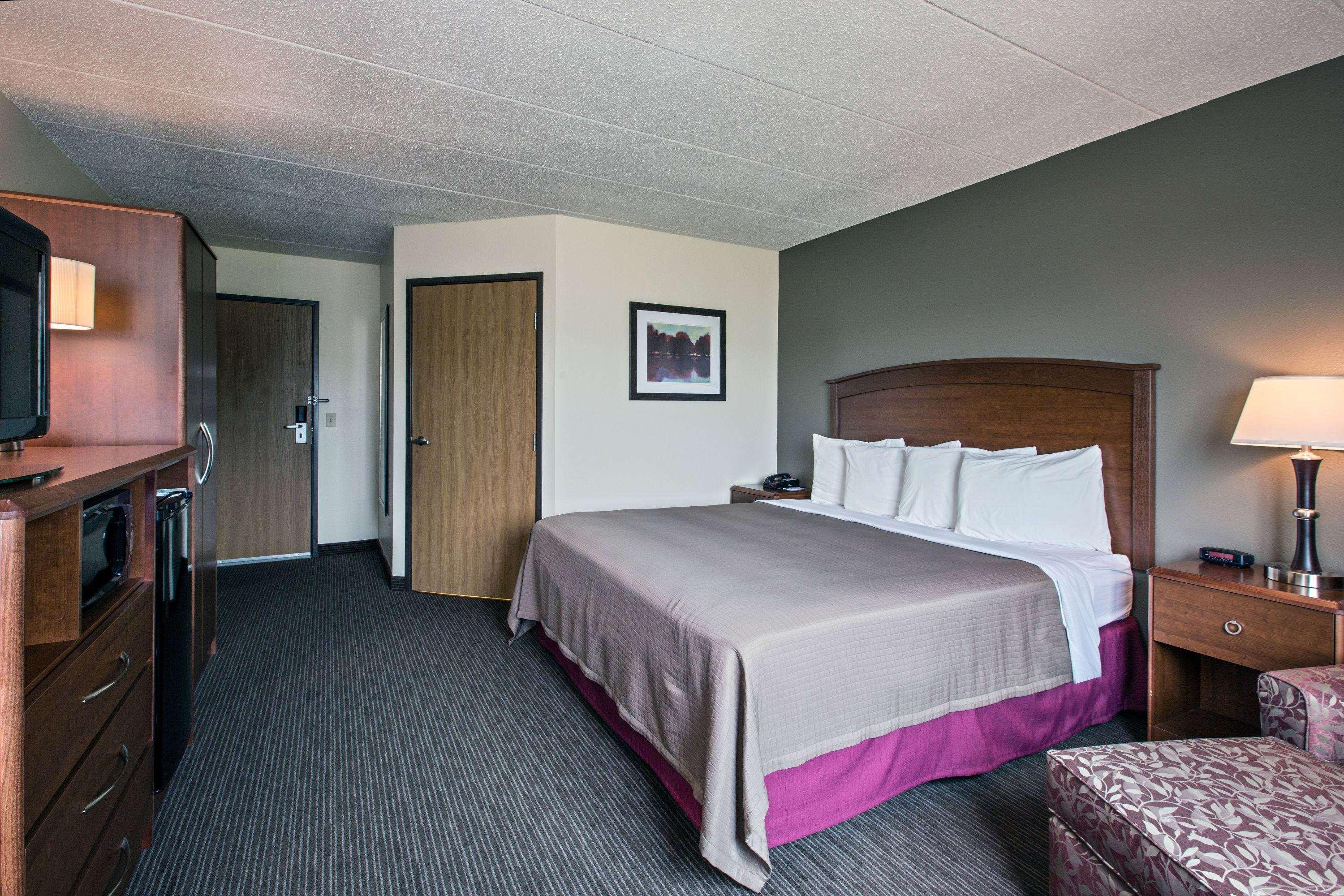 Americinn By Wyndham Grundy Center Екстер'єр фото