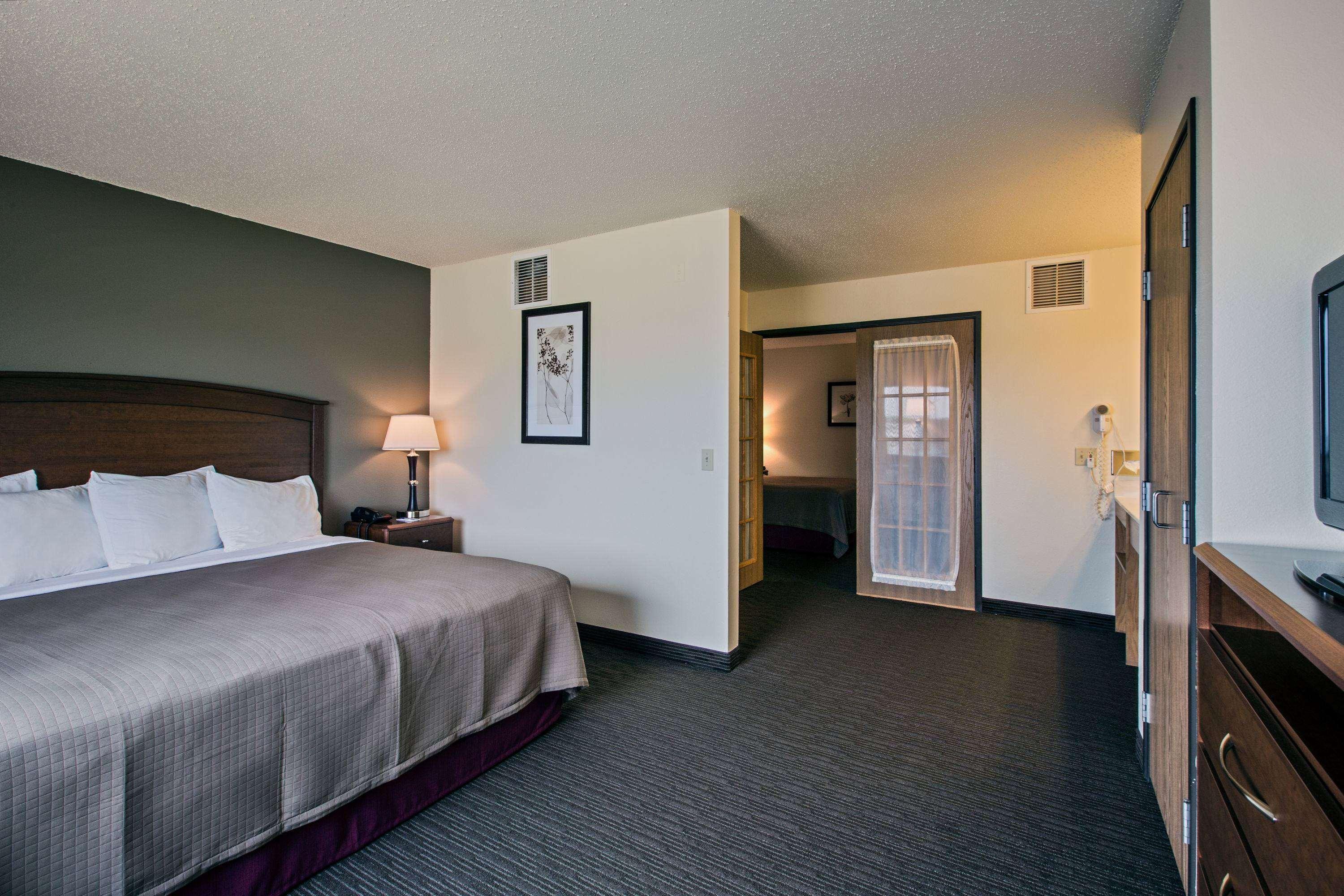 Americinn By Wyndham Grundy Center Екстер'єр фото